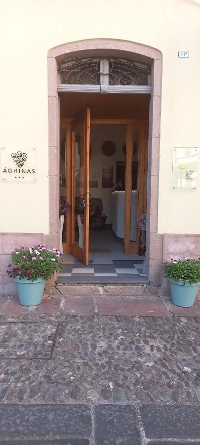 Aghinas Hotel Bosa Exterior foto